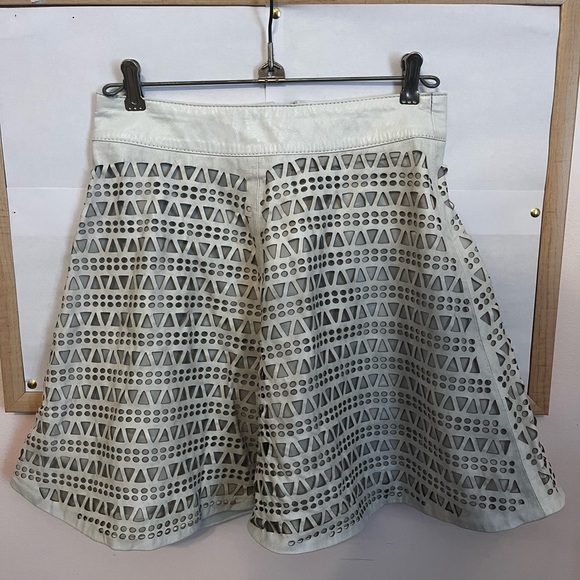 White Leather Double Layer Cutout Skirt. - Picture 3 of 7